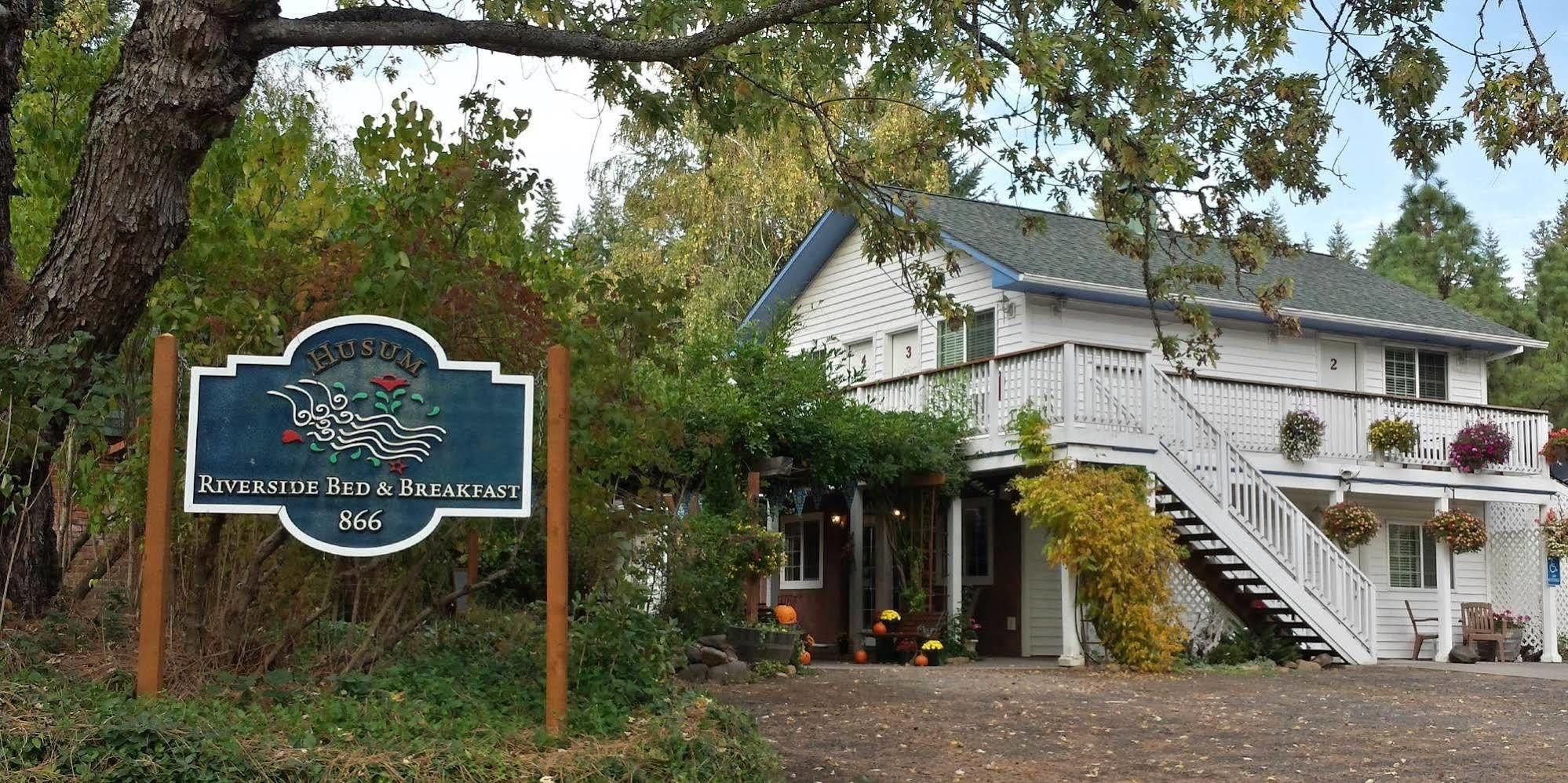 Rubyjune Inn White Salmon Екстер'єр фото